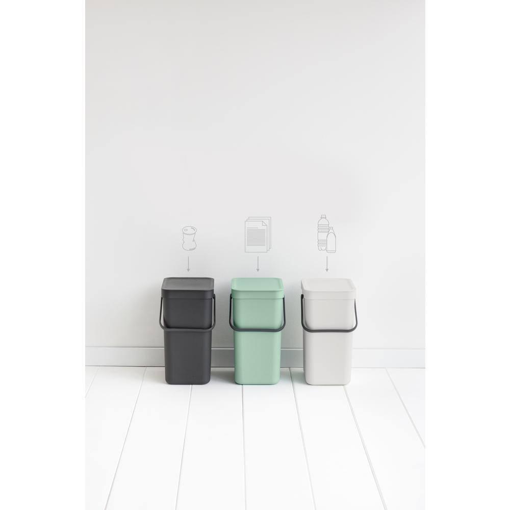 Brabantia Sort & Go Plastic Recycling Bin, 3.2 Gallon
