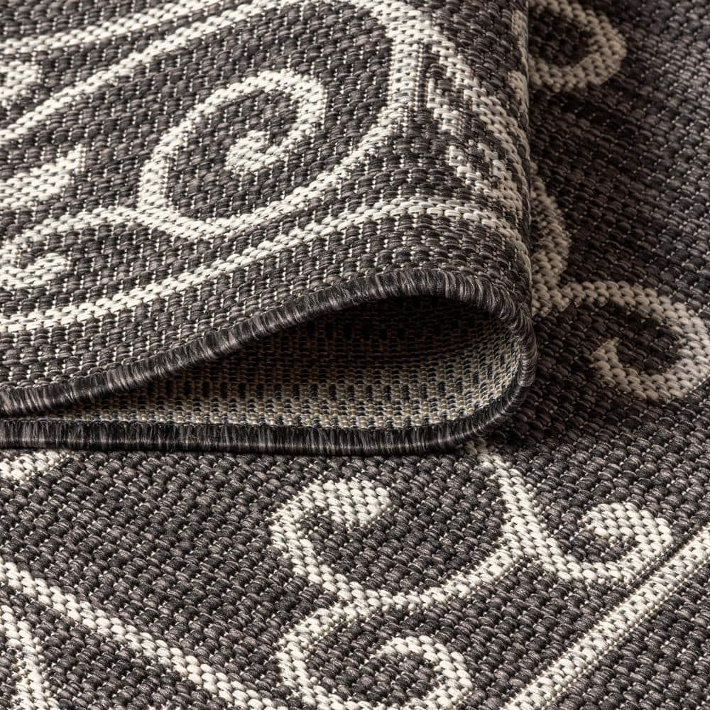 4'x6' Charleston Vintage Filigree Textured Weave Indoor/Outdoor Area Rug, Black/Gray - JONATHAN Y
