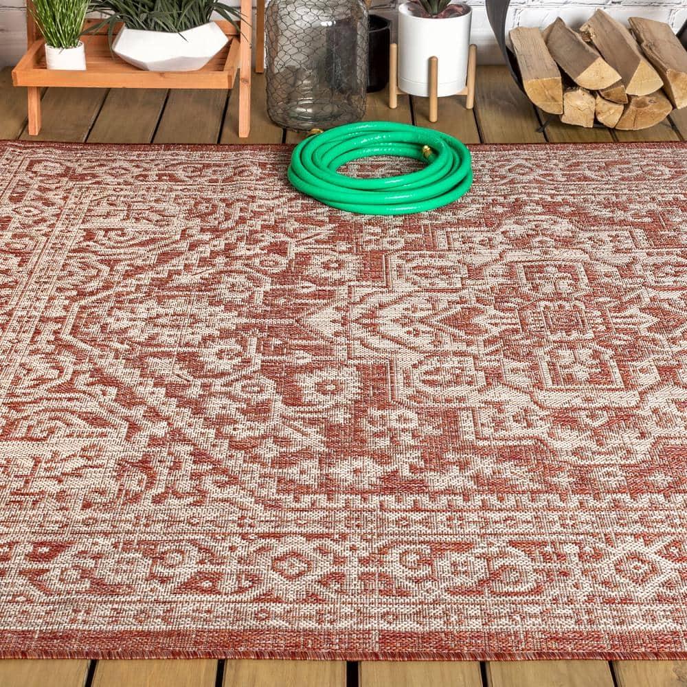 8'x10' Sinjuri Medallion Textured Weave Indoor/Outdoor Area Rug, Red/Taupe - JONATHAN Y