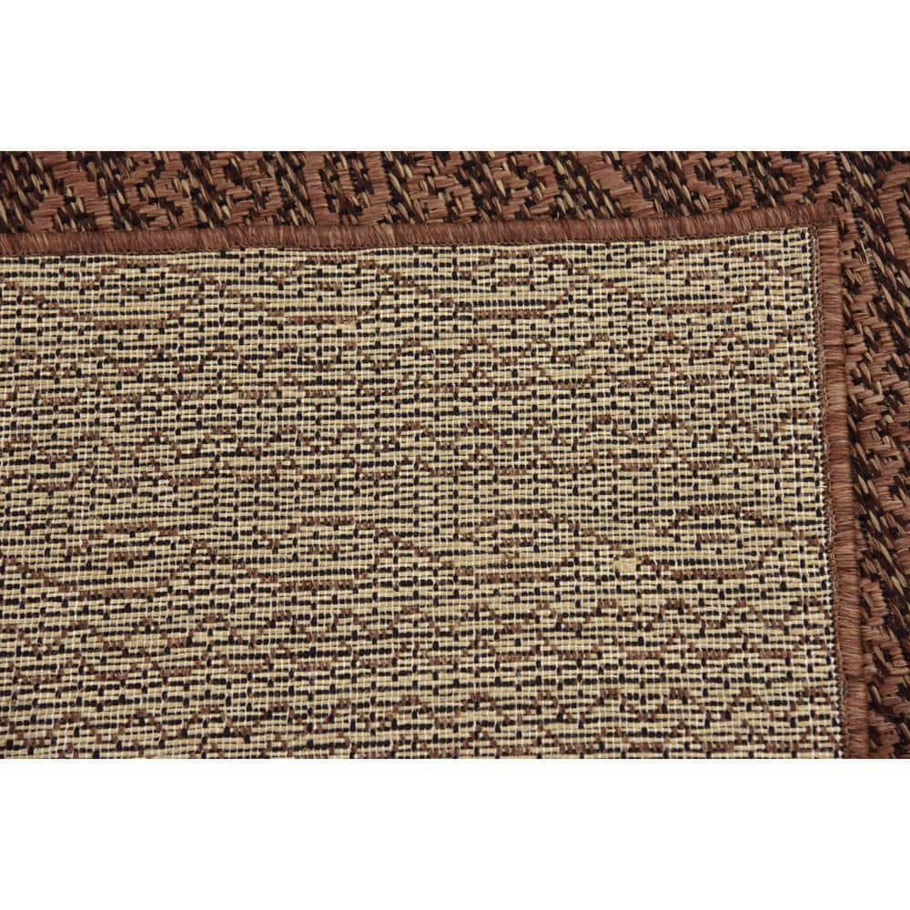 Unique Loom Outdoor Modern Collection Area Rug - Links (7' 1" x 10' Rectangle Brown/Black)