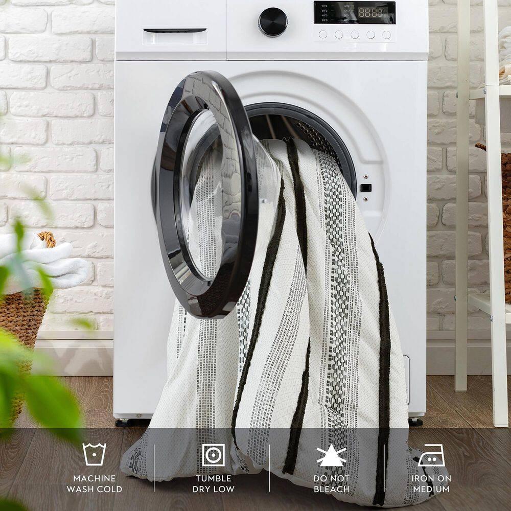 Madison Park Carolina 7 Piece Stripe Comforter And Quilt Set