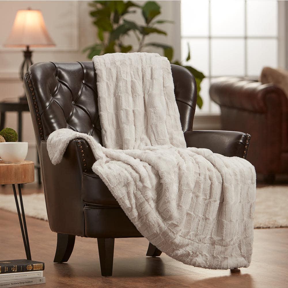 Chanasya Faux Fur Throw