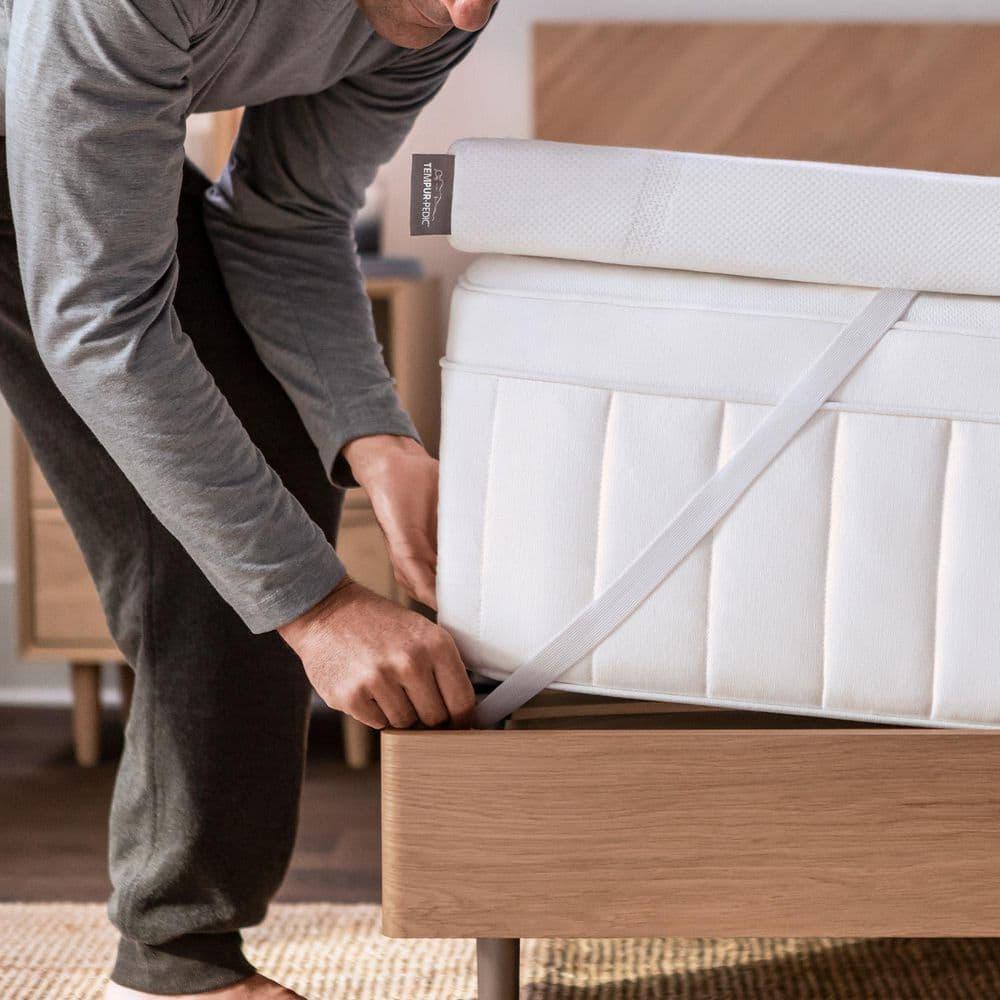 Alwyn Home 3" Memory Foam Mattress Topper, Queen,White