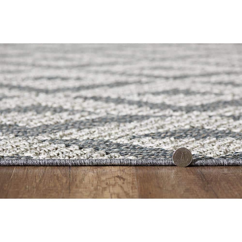 Modern Terrace 94"x121" Gray Synthetic Easy-Care Area Rug