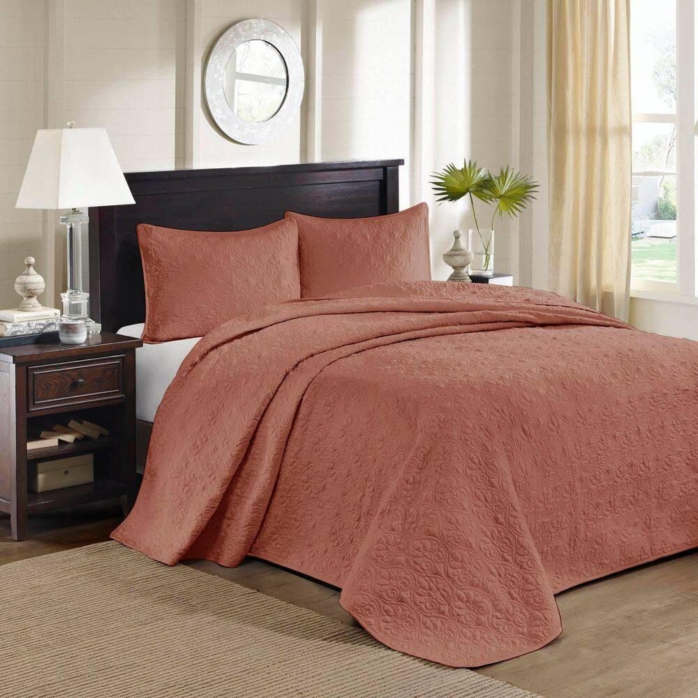 Quebec Reversible Bedspread Set