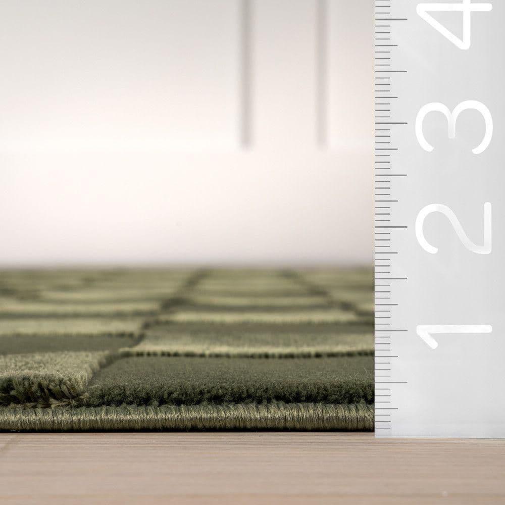 Nuloom Alaiya Checkered Machine Washable Indoor Area Rug, Runner 2' 8" x 8', Green