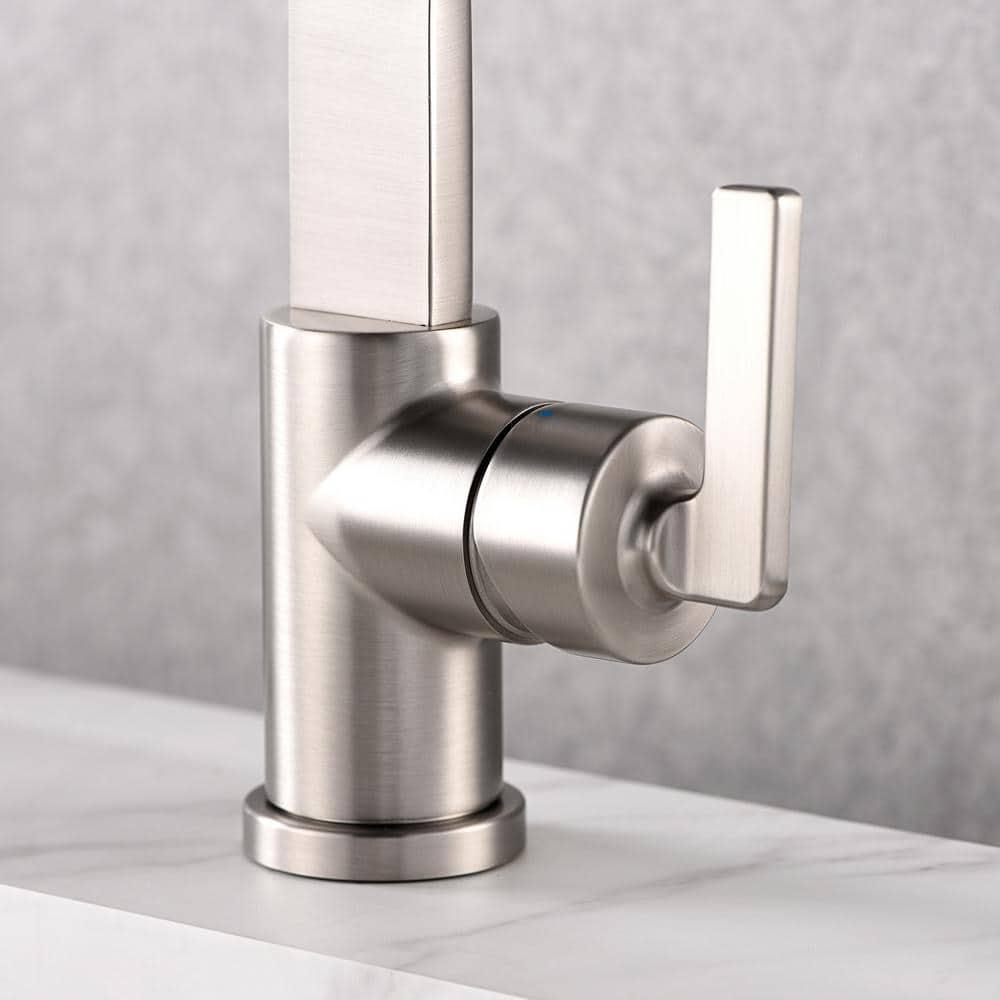 Single Hole Bathroom Faucet with Drain Assembly