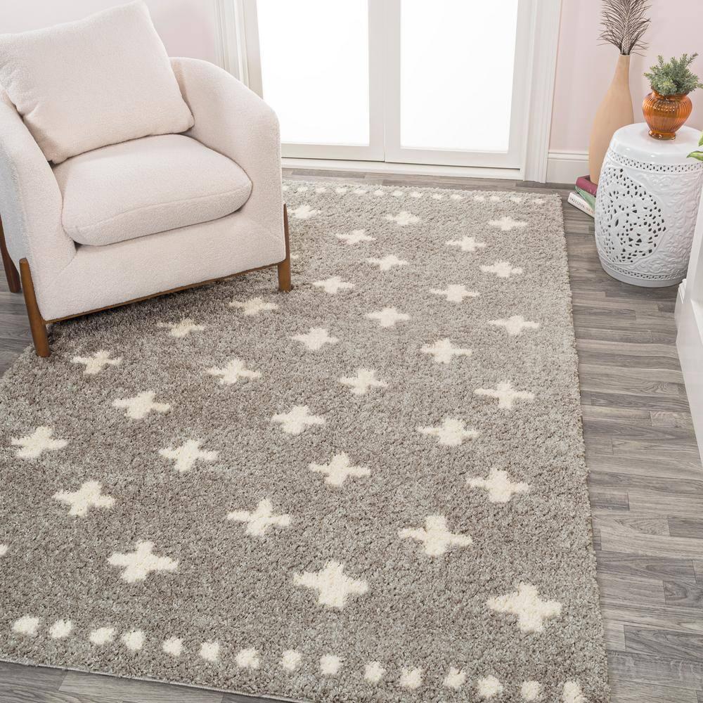 JONATHAN Y Cristo Berber Geometric Shag Gray/Ivory 5 ft. x 8 ft. Area Rug