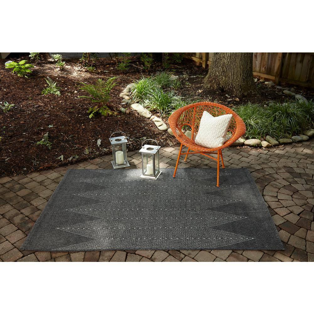 3'11"x5'7" Zig Zag Loomed Accent Rug Charcoal - Momeni: Contemporary Indoor/Outdoor Low Pile Area Rug