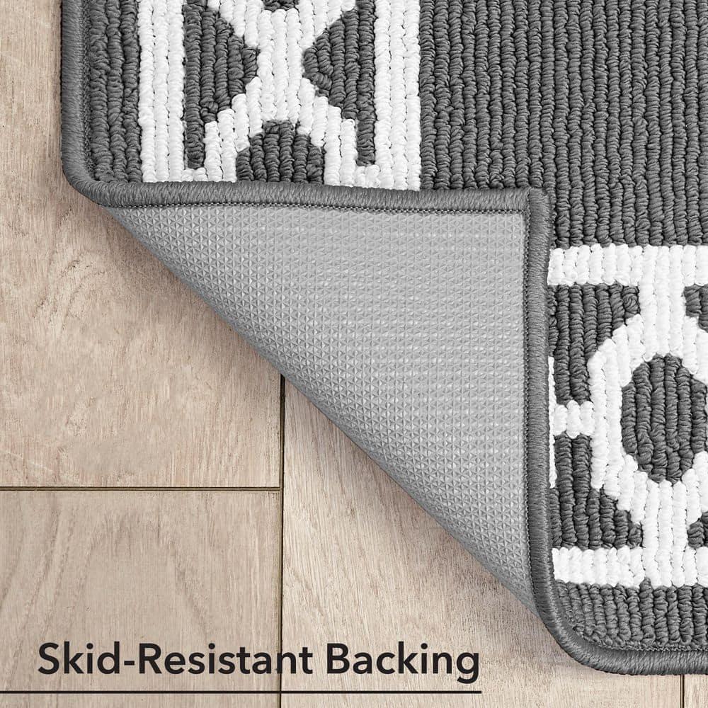 Tufted Performance Trellis Border Runner Rug