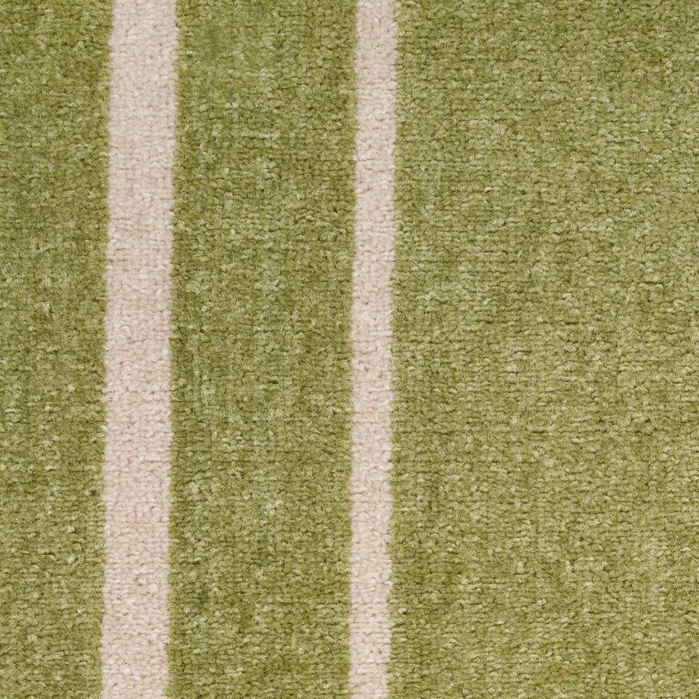 Nourison Essentials 8' x 10' Green Ivory Contemporary Indoor/Outdoor Rug