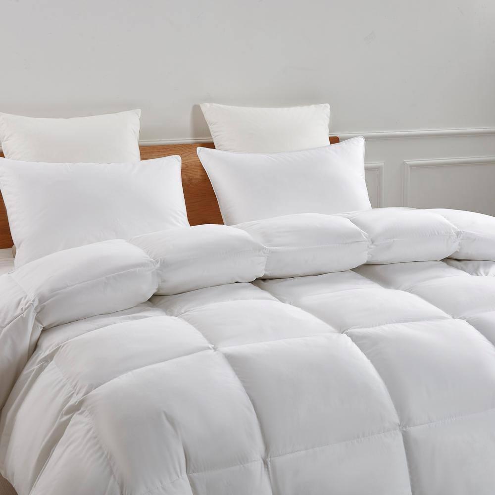 Serta Super Soft 233 Thread Count White Goose Feather And Down Fiber Comforter By Serta All Season Full / Queen