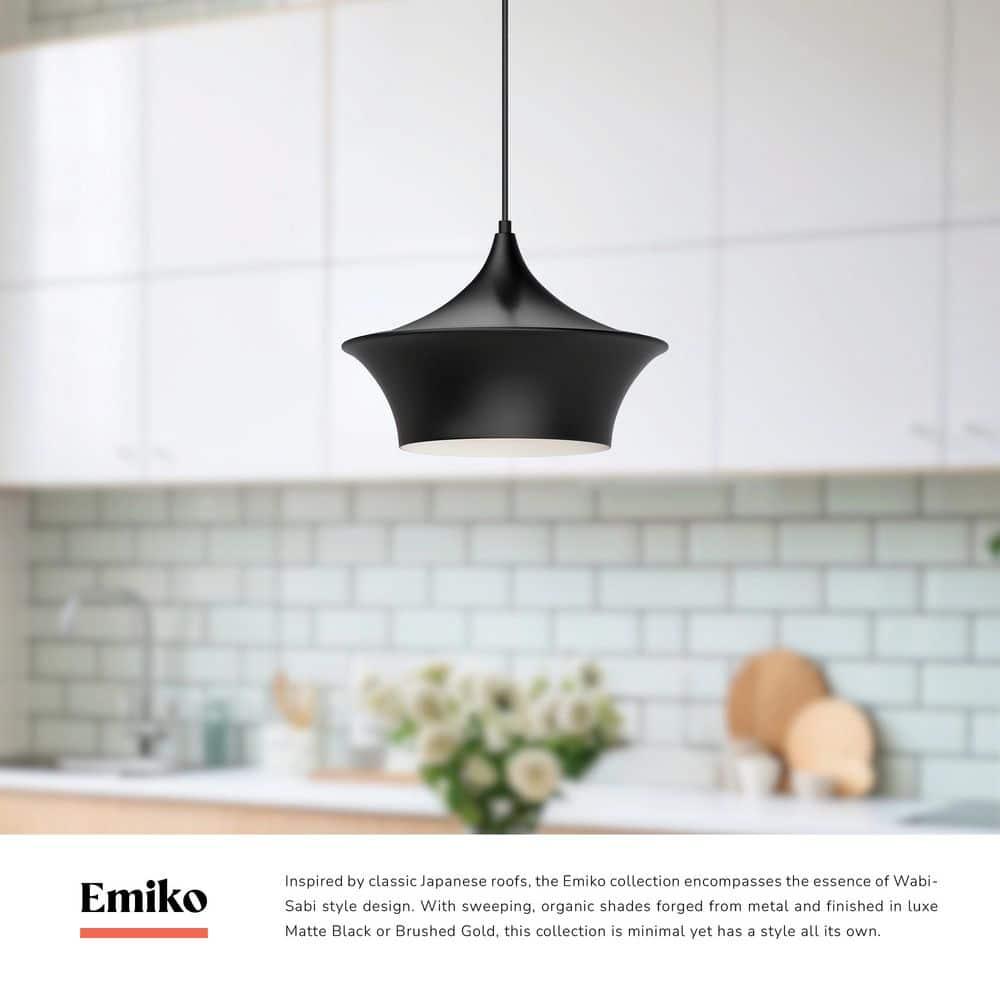 Alexia Single Light Metal Pendant