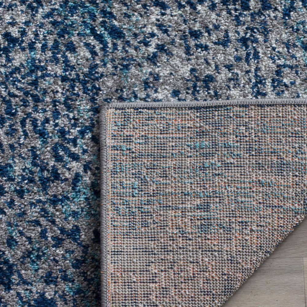 Madison MAD604 Power Loomed Indoor Area Rug - Navy/Silver - 4'x4' - Safavieh