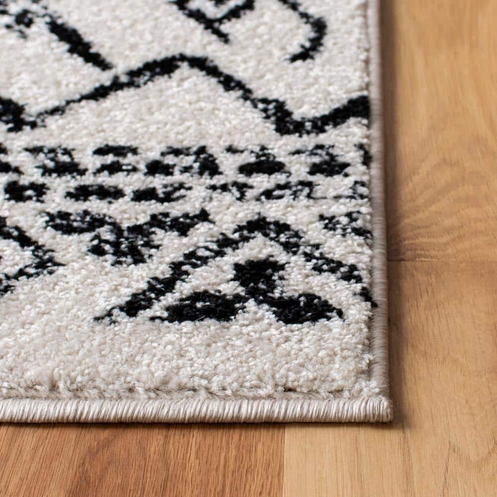 Tulum TUL268 Power Loomed Area Rug - Ivory/Black - 6'7"x6'7" - Safavieh.