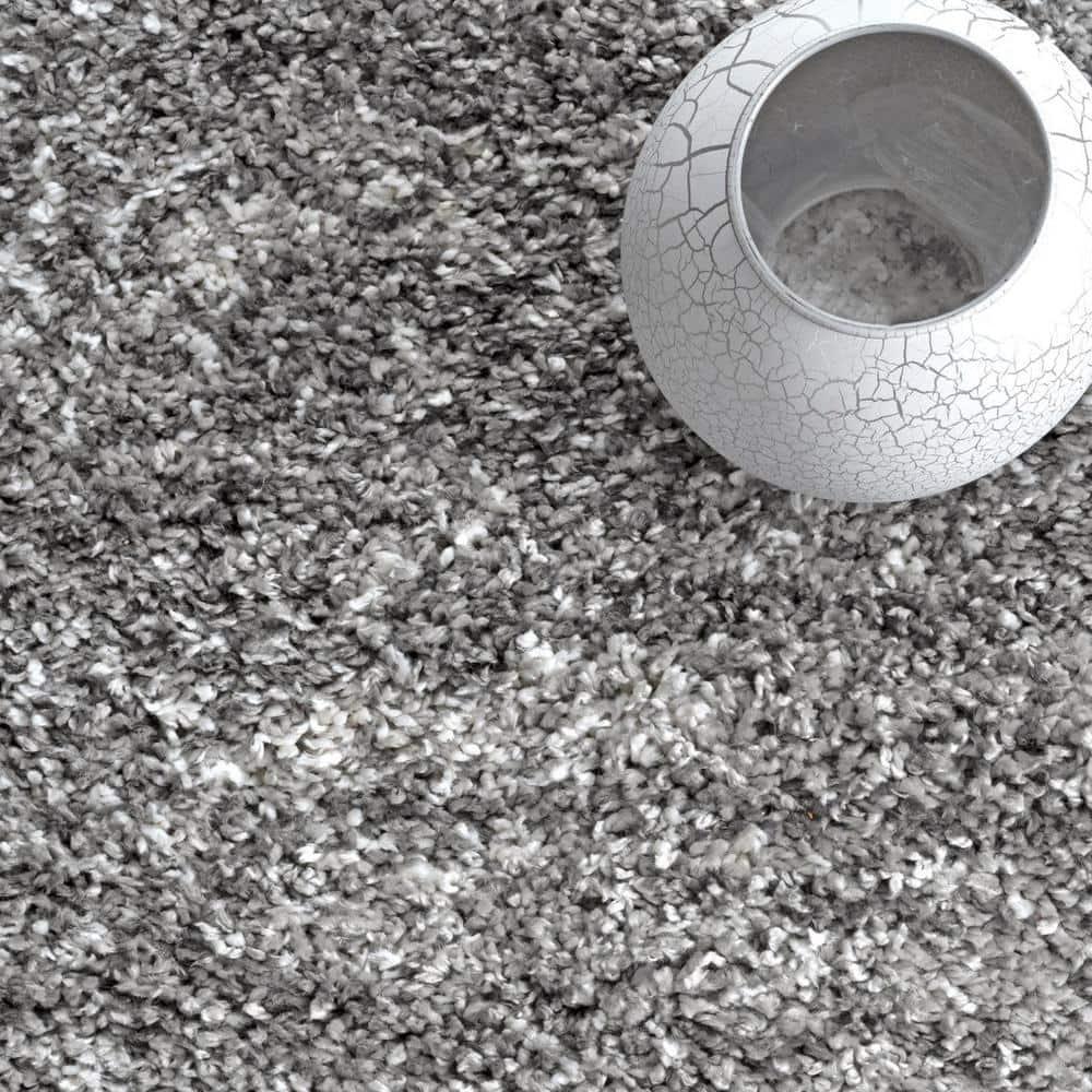 Nuloom Brooke Solid 2x3 Accent Shag Indoor Area Rug for Living Room Bedroom Dining Room Nursery Entryway, Grey/Ivory
