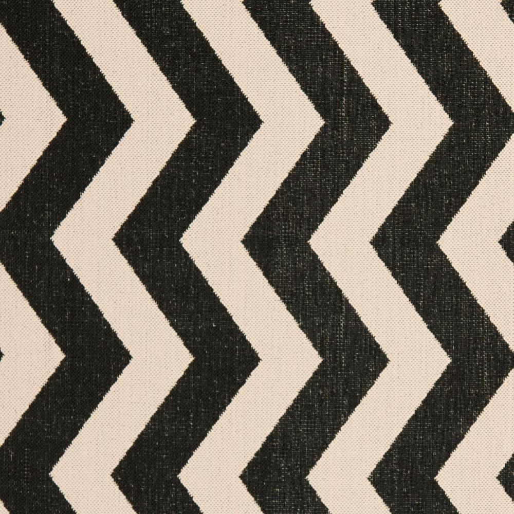 Courtyard CY6245 Power Loomed Indoor and Outdoor Area Rug - Black/Beige - 4'x5'7" - Safavieh