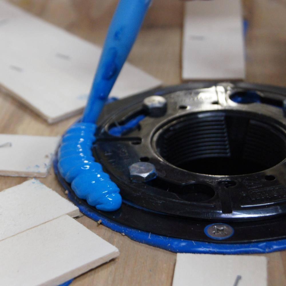 Blue Max 10 oz Blue Liquid Rubber Crack Repair Sealant