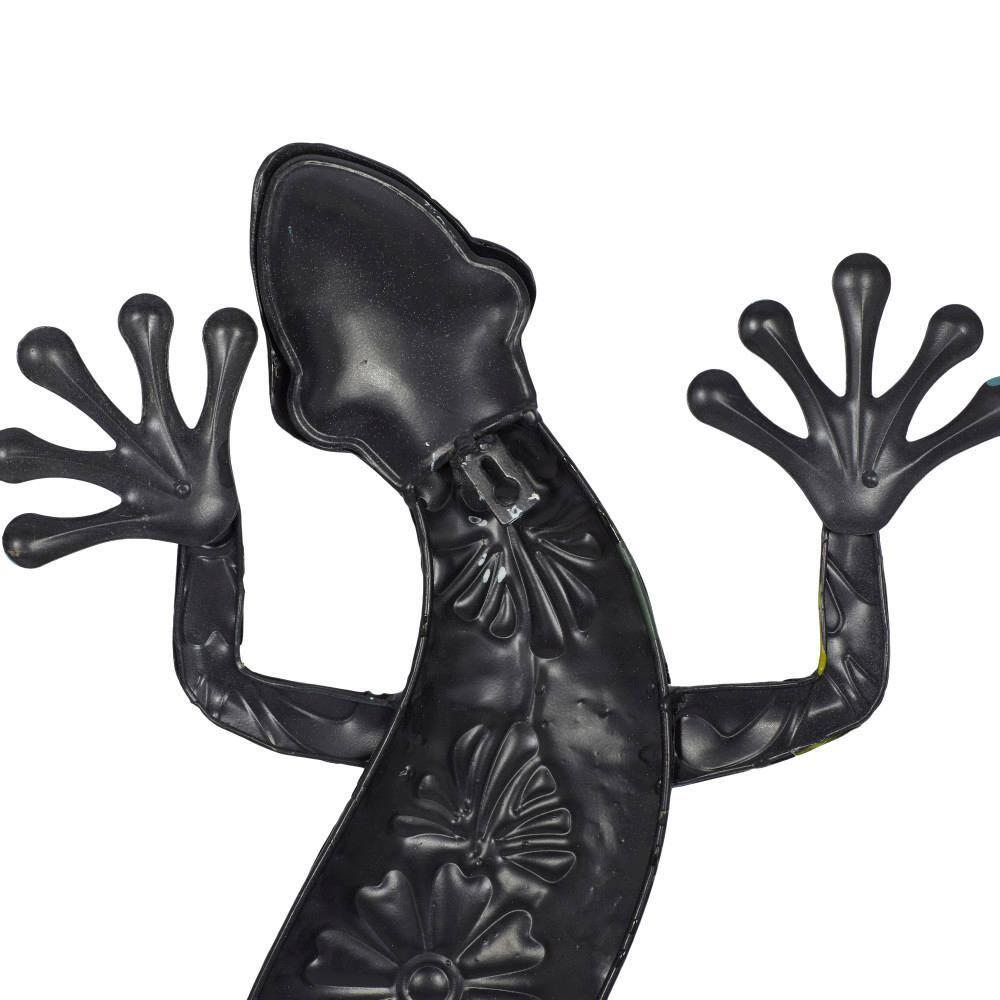 DecMode Multi Colored Metal Indoor Outdoor Lizard Wall Decor