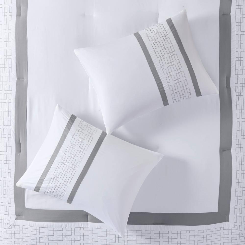 510 Design 8 Piece Embroidered Comforter Set