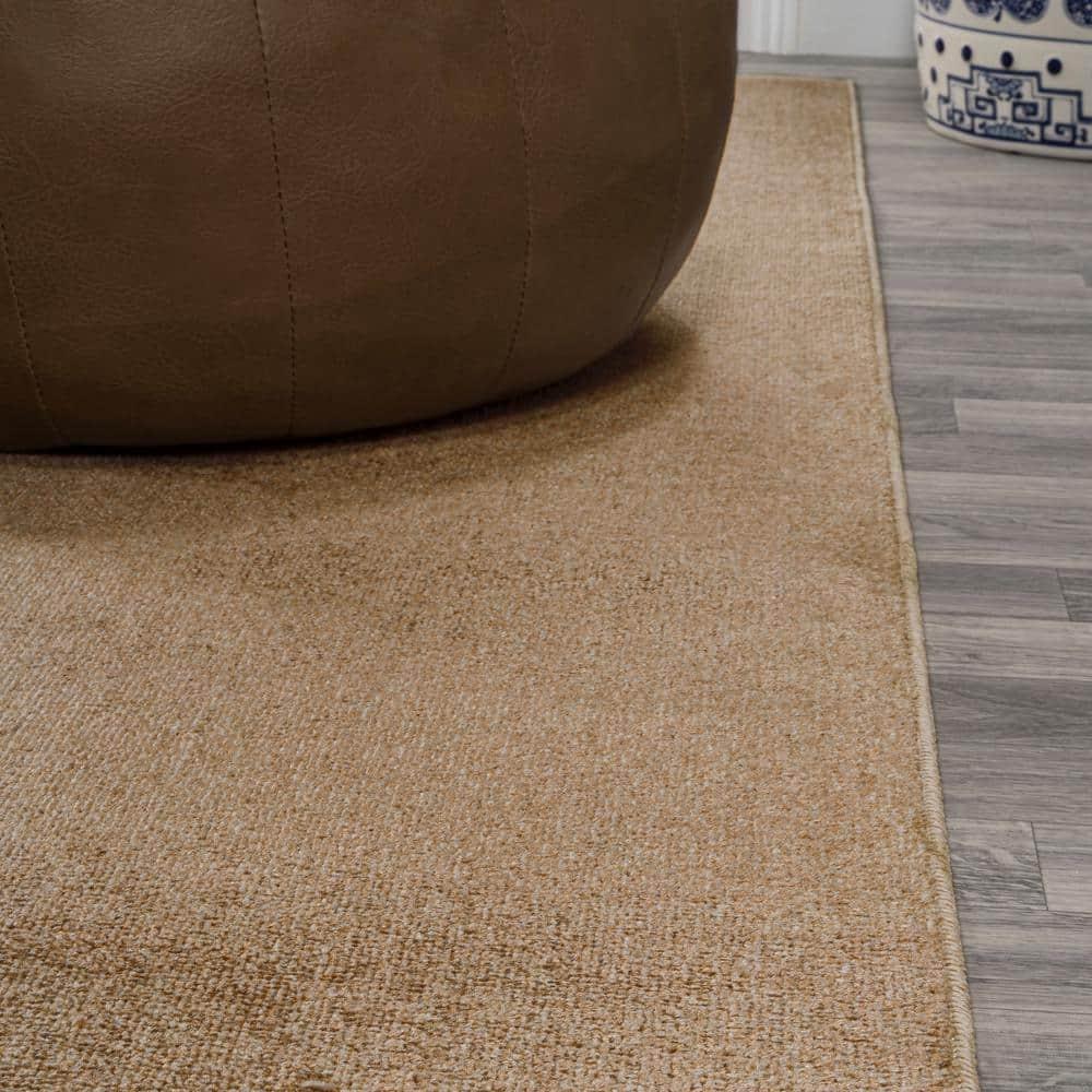 JONATHAN Y Twyla Classic Solid Low-Pile Machine-Washable Brown 4 ft. x 6 ft. Area Rug