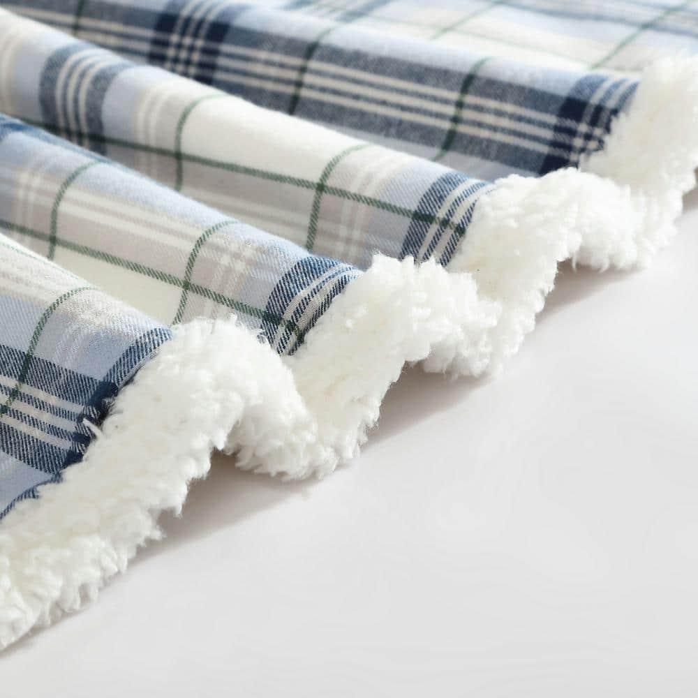 Eddie Bauer Eddie Bauer Printed Flannel/Sherpa Throw Blankets