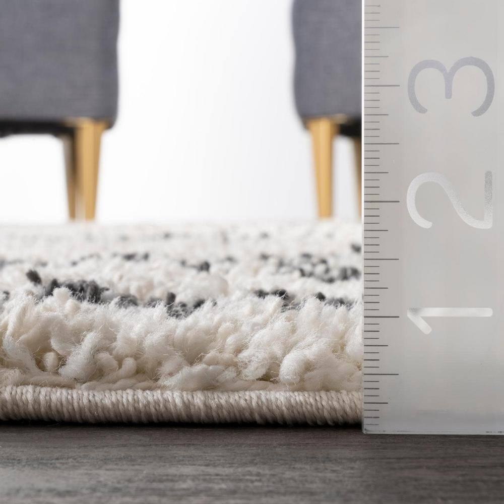 Nuloom Mackie Geometric 9x12 Shag Indoor Area Rug for Living Room Bedroom Dining Room Nursery, Off White/Charcoal
