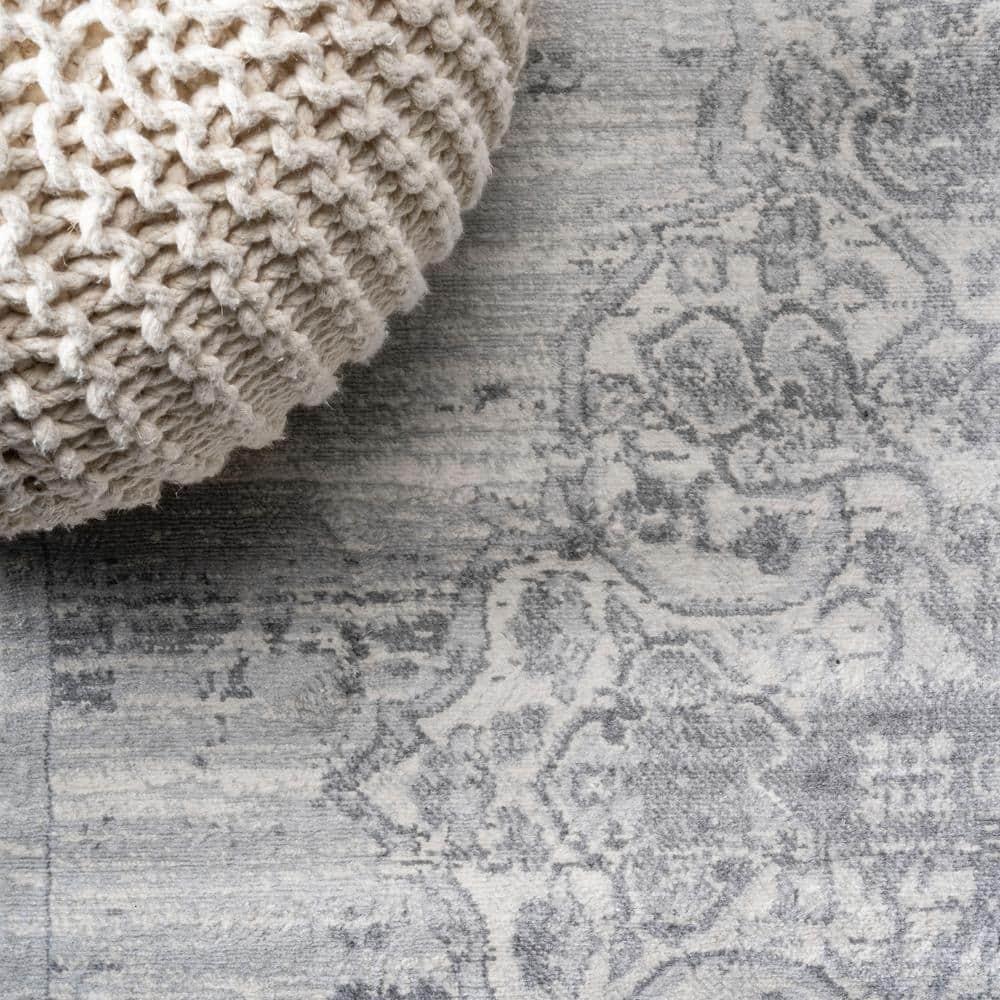 5' X 8' Modern Persian Vintage Moroccan Medallion Area Rug, Light Gray - JONATHAN Y