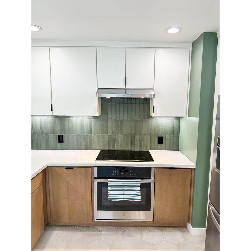 ProLine Range Hoods PROLINE 36" 600 CFM Ducted Under Cabinet Range Hood in Brushed Stainless Steel