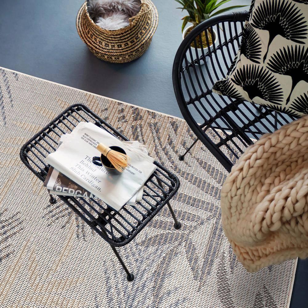 World Rug Gallery Bahama Palm Frond Indoor/Outdoor Area Rug - Cream 7'10" x 10'