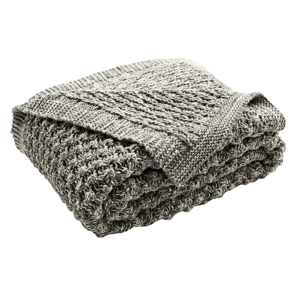 Safavieh Janan Chunky Knit Throw Blanket