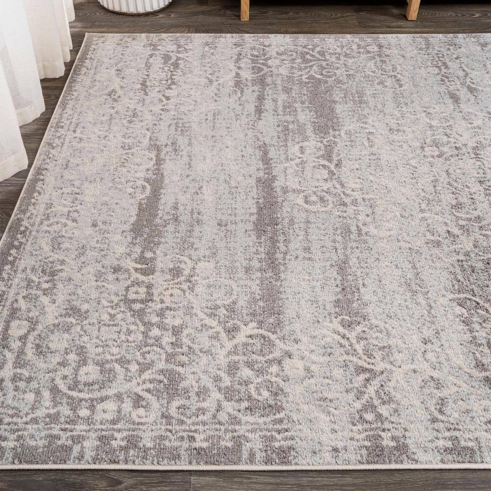 4'x6' Minori Filigree Medallion Area Rug, Light Gray/Cream - JONATHAN Y