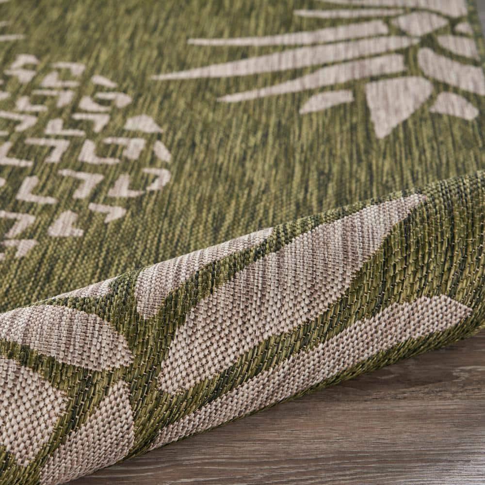 5â€™ x 7â€™ Green Pineapple Indoor Outdoor Area Rug