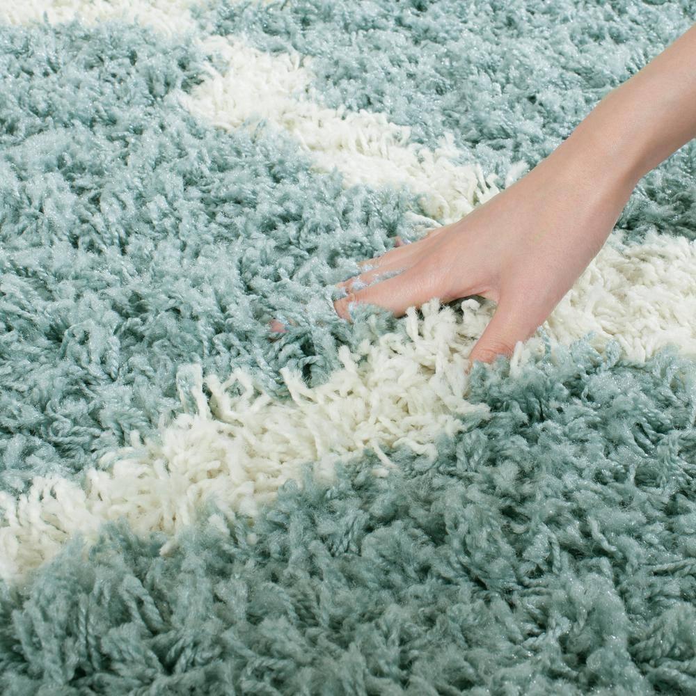 Dallas Shag SGD257 Power Loomed Indoor Accent Rug - Seafoam/Ivory - 3'x5' - Safavieh.