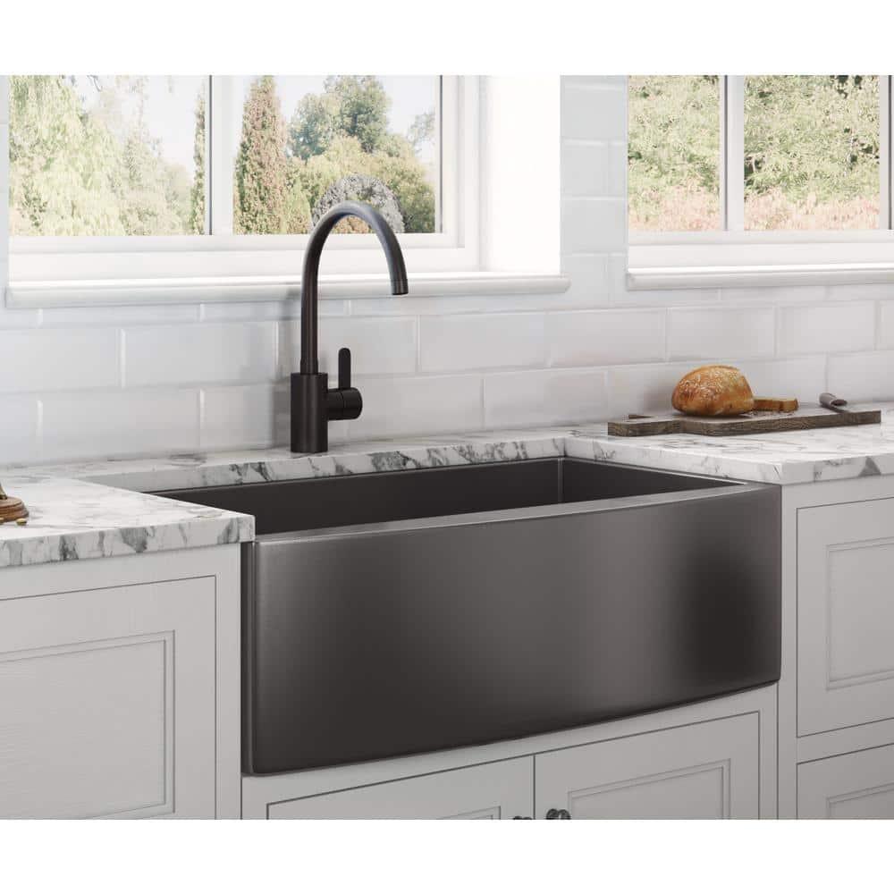 Ruvati 30-inch Apron-Front Farmhouse Kitchen Sink - Stainless Steel