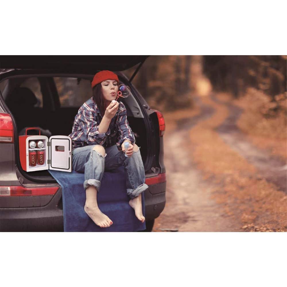 Frigidaire® 0.5-Cubic-Foot Retro Portable Mini Fridge (Red)