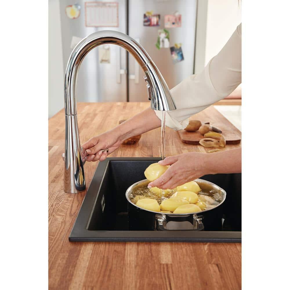 ZEDRA Single-Handle Pull Down Kitchen Faucet Triple Spray 1.75 GPM