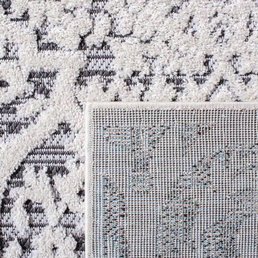Kelly Clarkson Home Jake Oriental Ivory/Gray Indoor / Outdoor Area Rug