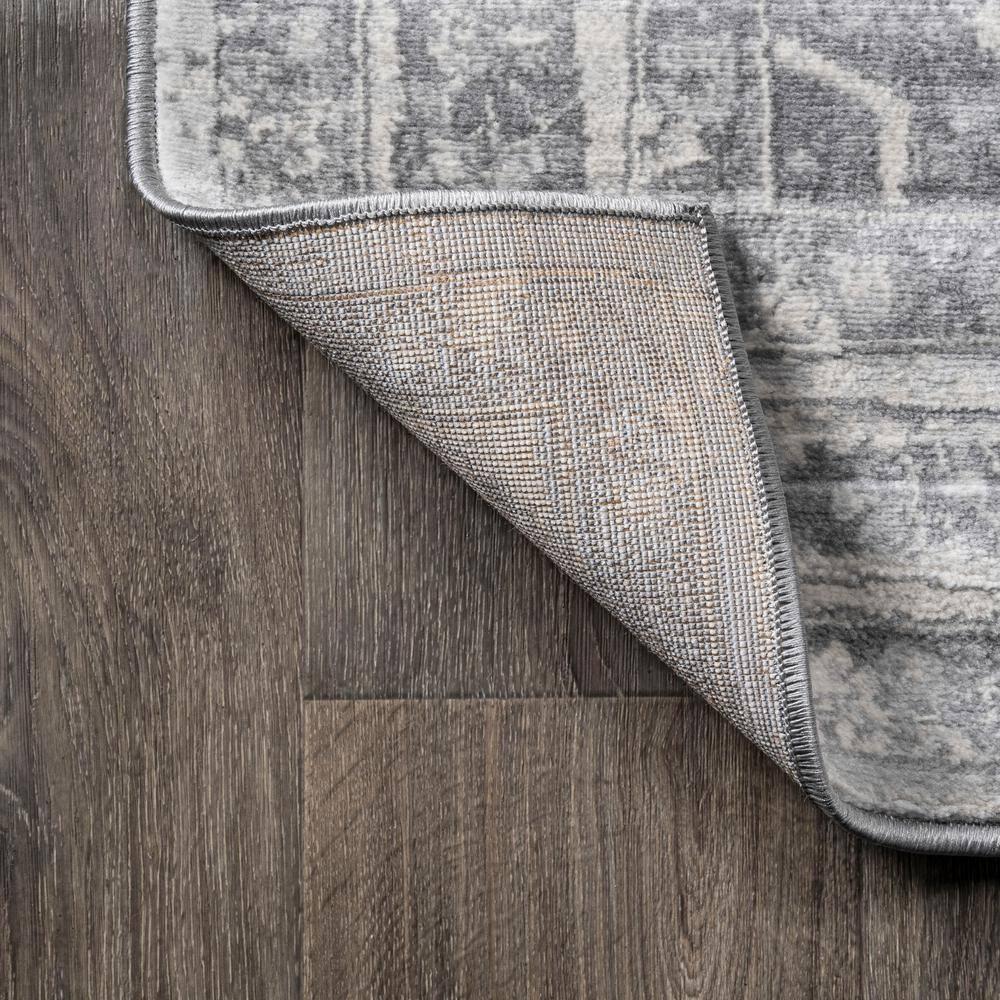 3' X 5' Modern Persian Vintage Medallion Area Rug, Light Gray/Ivory - JONATHAN Y