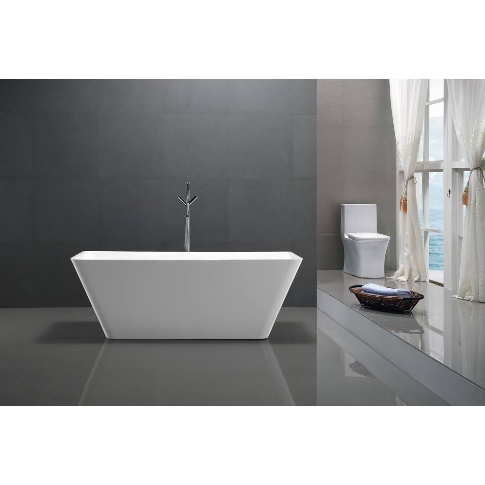 67'' x 31.5'' Freestanding Soaking Acrylic Bathtub