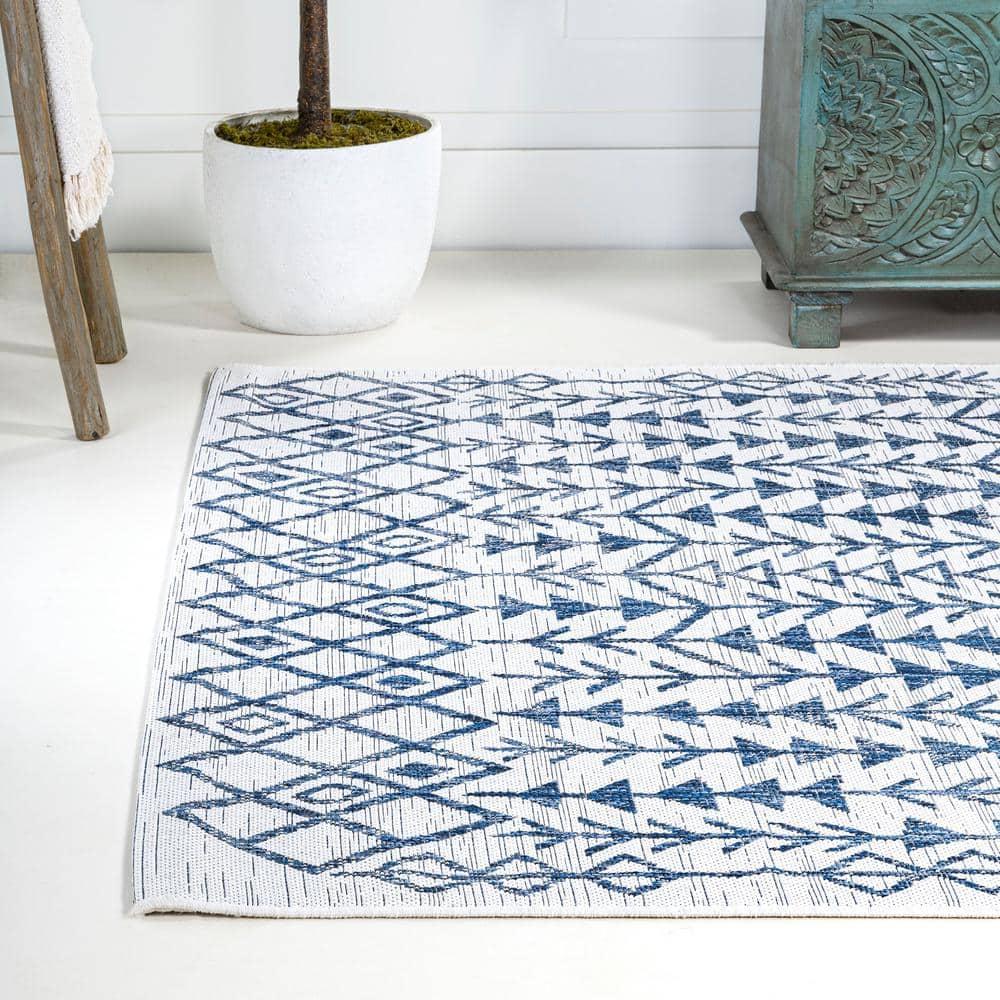 3'x5' Tokay Bohemian Styled Geometric Indoor/Outdoor Area Rug, Ivory/Blue - JONATHAN Y