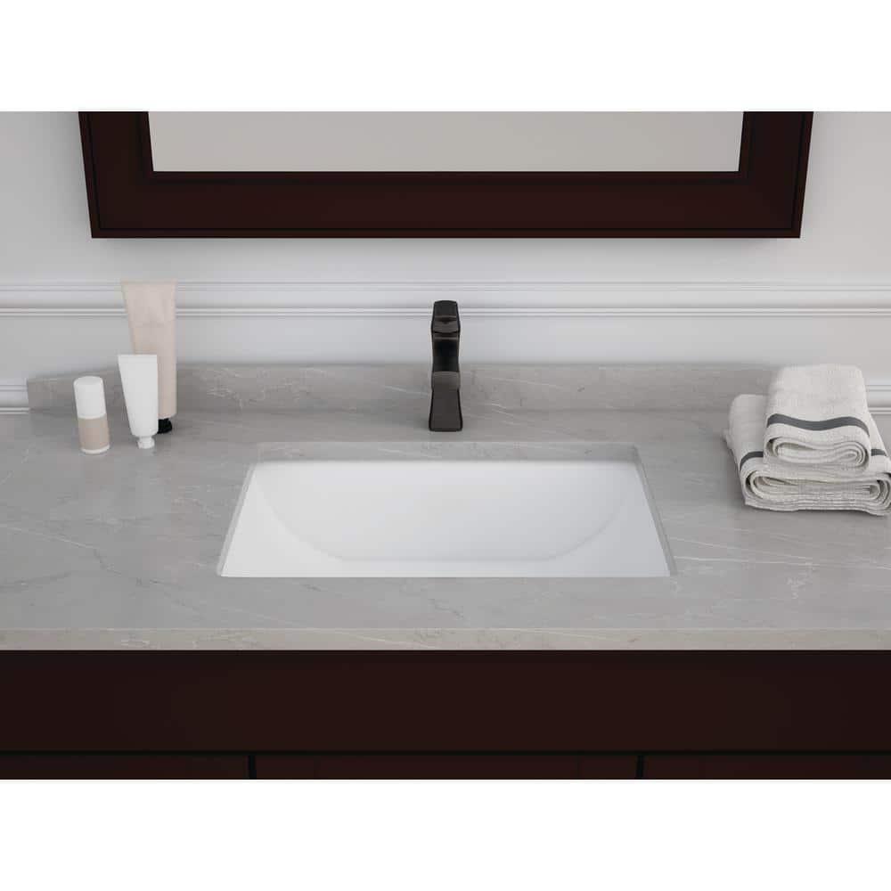 Cardania Single-Hole Single-handle Bathroom Faucet with Drain Assembly