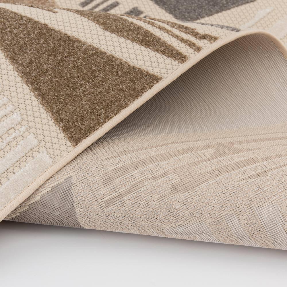 Ashton woods Maynaldo 2'2" x 3' Ivory Geometric Woven Outdoor Polypropylene Area Rug