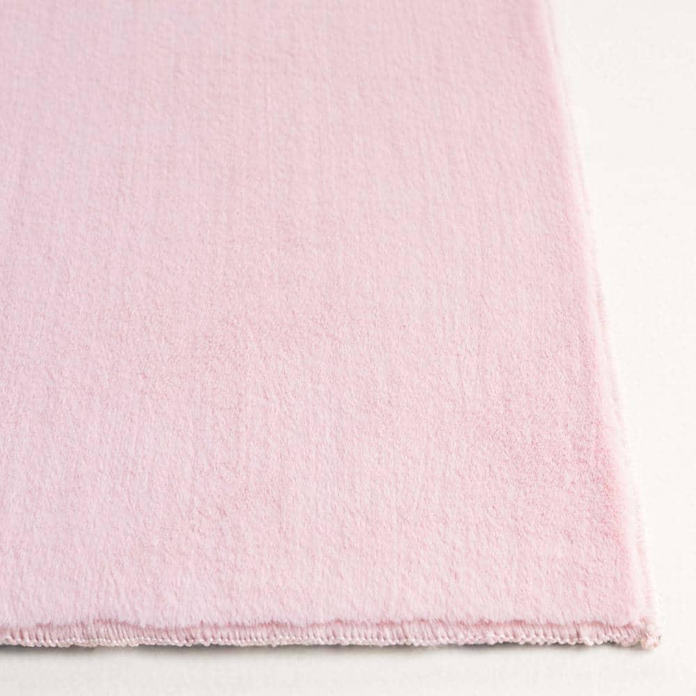 Safavieh Faux Rabbit Fur Performance Machine Washable Solid Color Rug