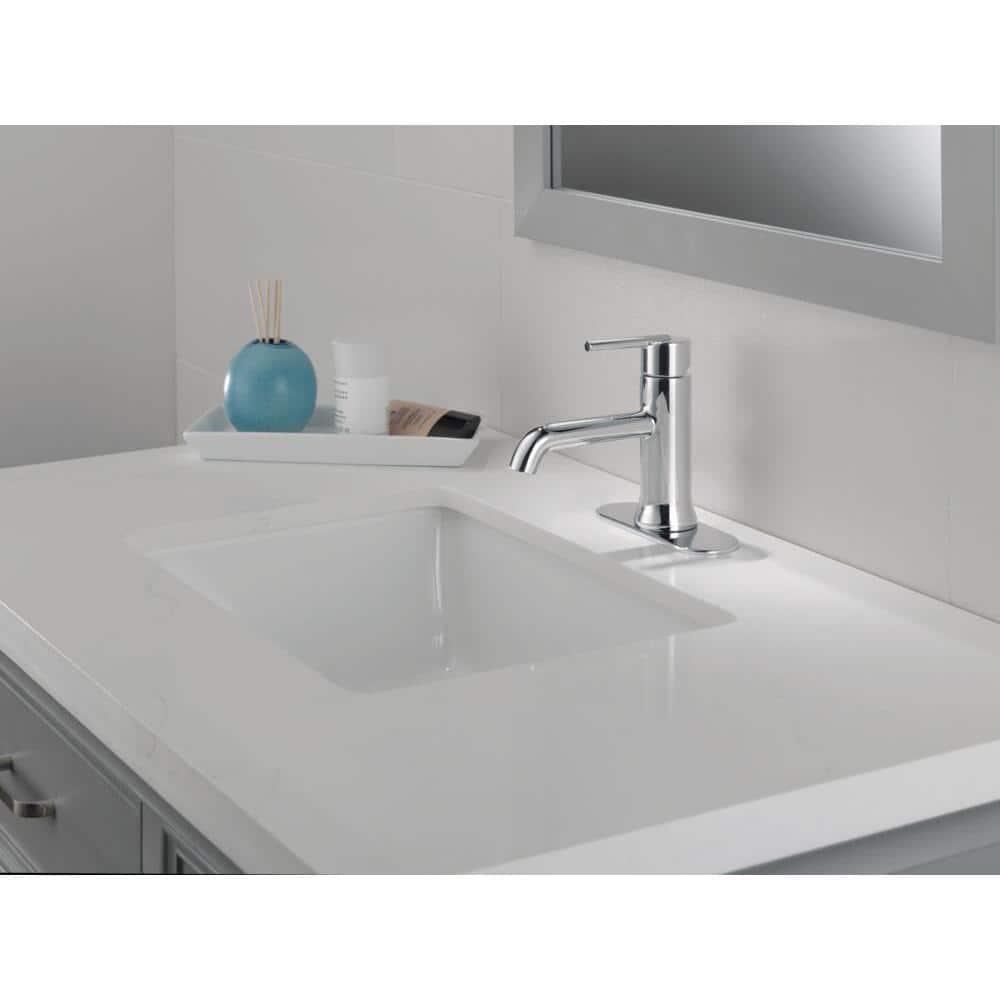 Trinsic Single Hole Bathroom Faucet with Drain Assembly, Single Handle Bathroom Sink Faucet
