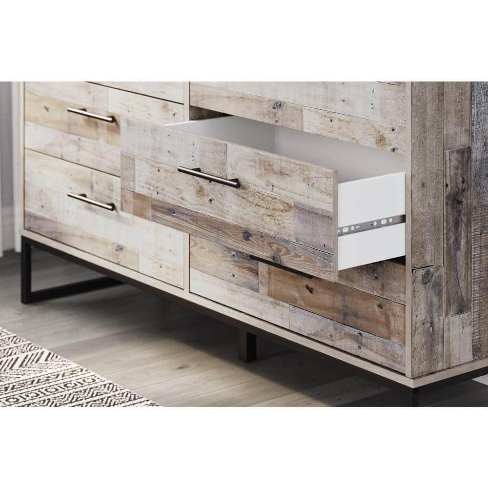 Signature Design by Ashley Casual Neilsville 6 Drawer Dresser, Whitewash