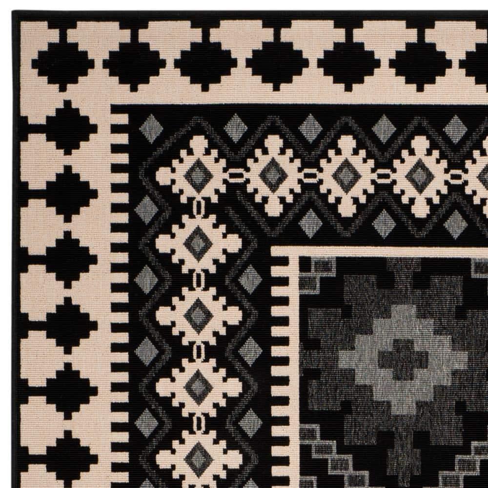 Veranda VER099 Power Loomed Indoor/Outdoor Area Rug - Black/Creme - 8'9"x11'9" - Safavieh.