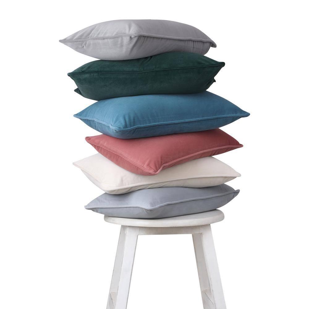 A1 Home Collections LLC Velvet Pillow Cover (Set of 2)