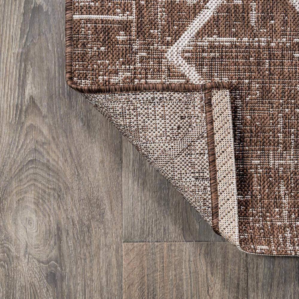 2'x10' Carwa Diamond Trellis Indoor/Outdoor Runner Rug, Brown/Beige - JONATHAN Y