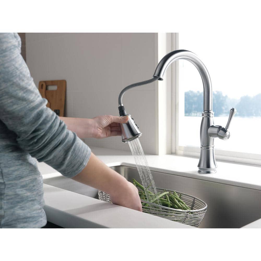 Cassidy Pull Down Sprayer Kitchen Sink Faucet, Single Handle Kitchen Faucet